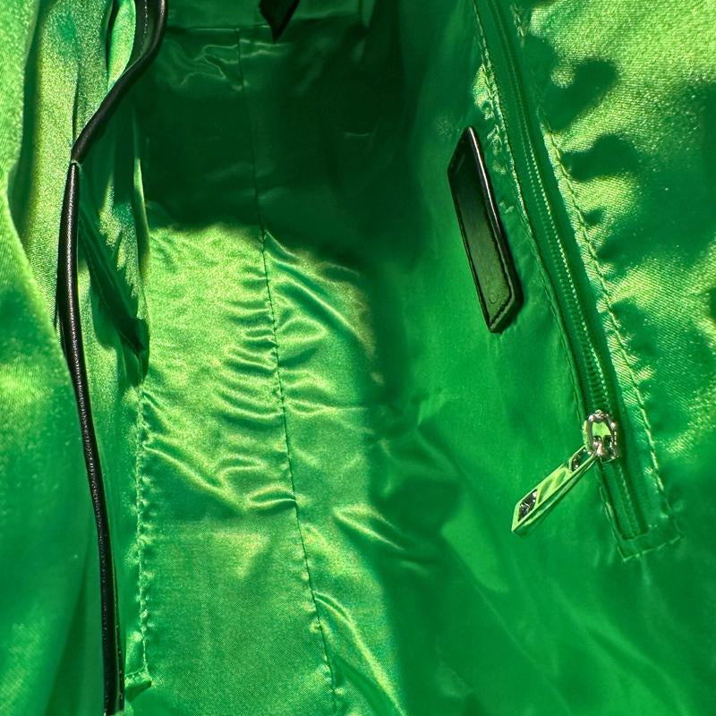 Wiggly Snakey Snagglepurse