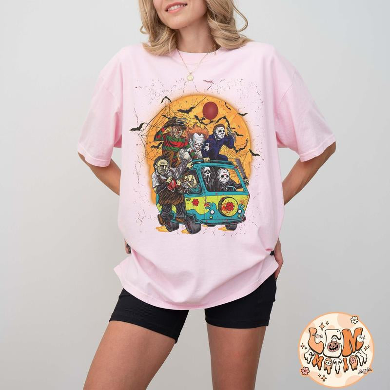 Spooky Squad's Retro Nightmare Tee: Where Horror Meets Haute Creep-tion!