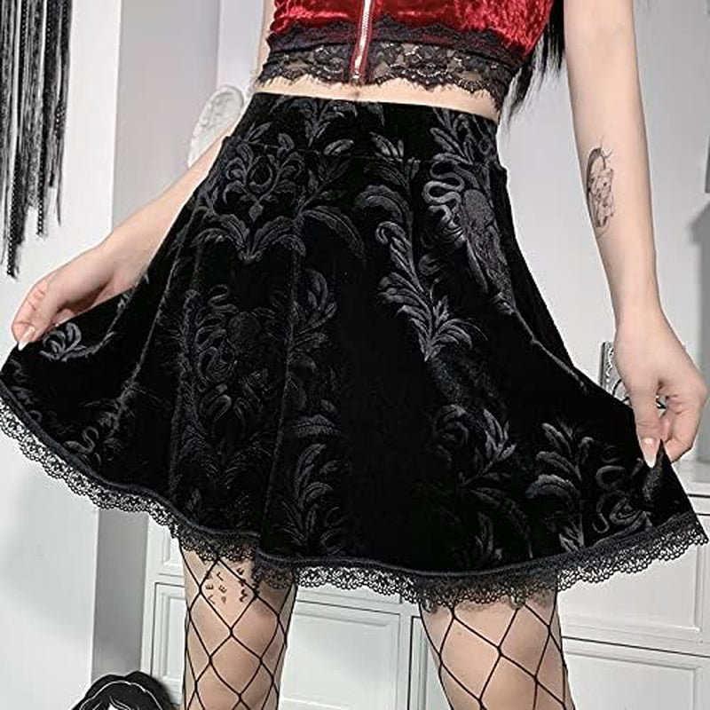 Gothic Princess Poodle Skirt: Lacy Frills for Your Inner Dark Fairy!